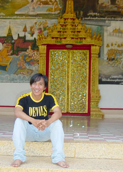 Ounla Santi, Laotian artist for Big Brother Mouse
